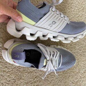 On Cloudswift 3 Womens Sz US5 Running Shoes Excellent used condition